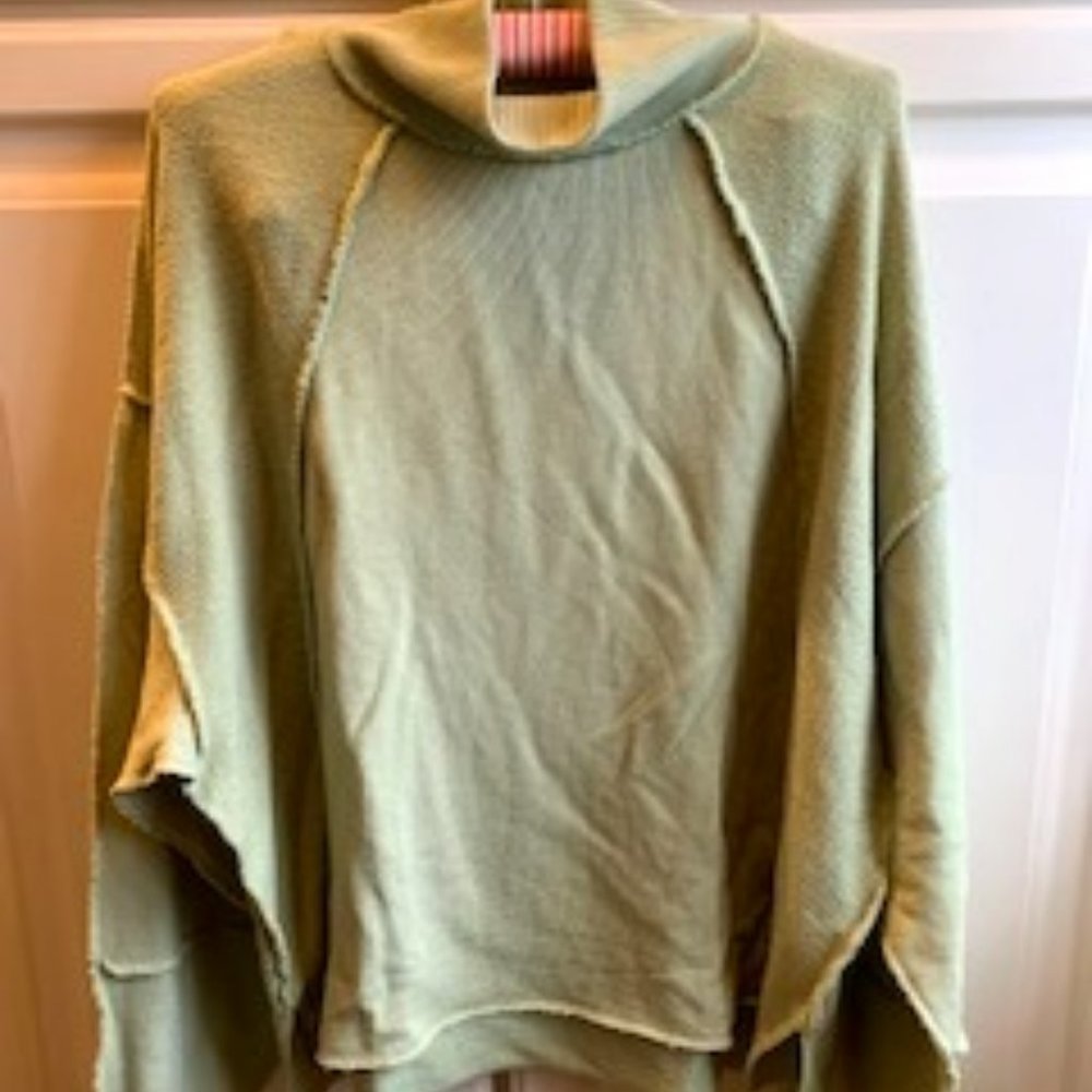 AE Oversized Cropped Turtleneck Sweatshirt - S